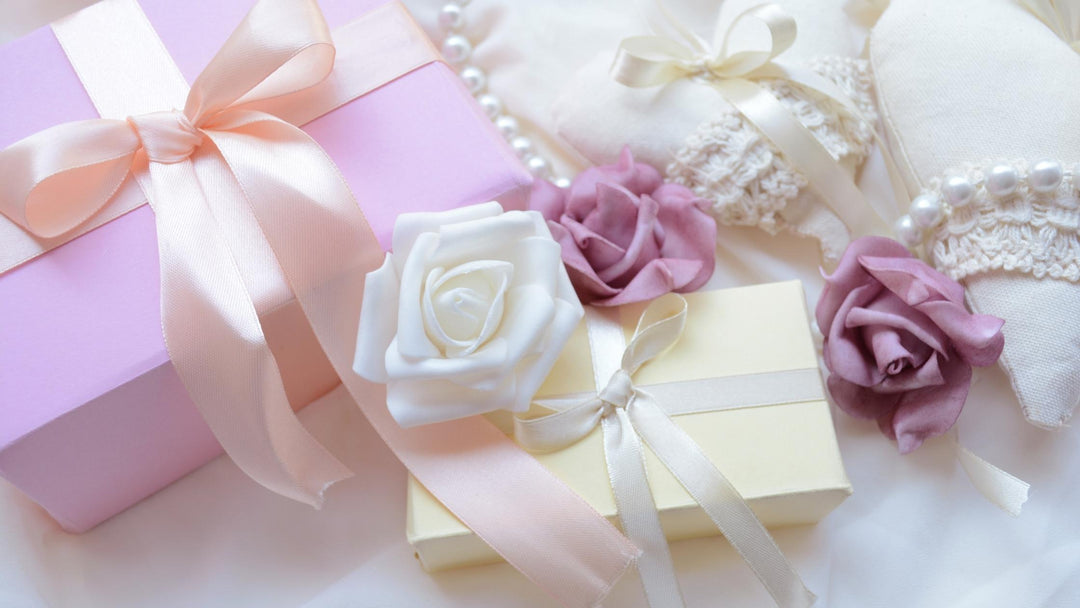 How Much Should you Spend on a Wedding Gift?