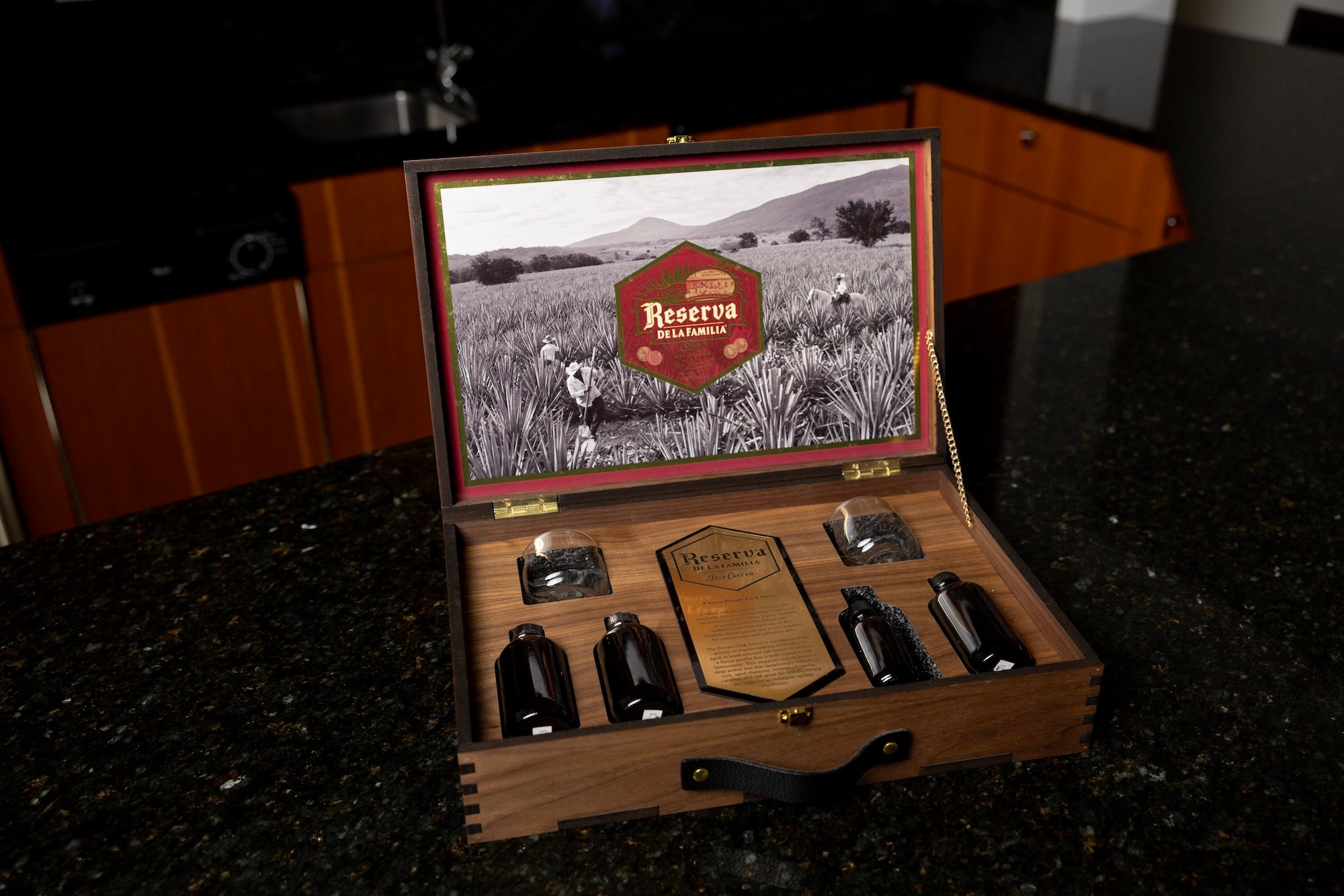 Sustainable Luxury Rigid Boxes with logo - Made in USA – Woodchuck USA